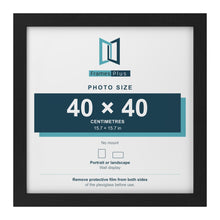 Black picture frame for a 40 x 40 cm photo
