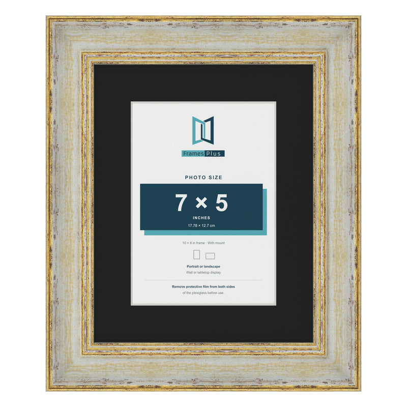Cassis Cream 10 x 8 inch picture frame with a black mount for a 7 x 5 inch photo