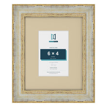 Cassis Cream 10 x 8 inch picture frame with an ivory mount for a 6 x 4 inch photo
