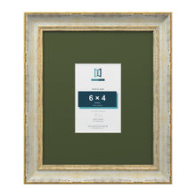 Cassis Cream 12 x 10 inch picture frame with a green mount for a 6 x 4 inch photo