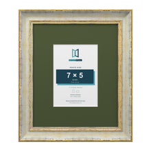 Cassis Cream 12 x 10 inch picture frame with a green mount for a 7 x 5 inch photo