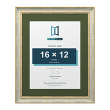 Cassis Cream 20 x 16 inch picture frame with a green mount for a 16 x 12 inch photo