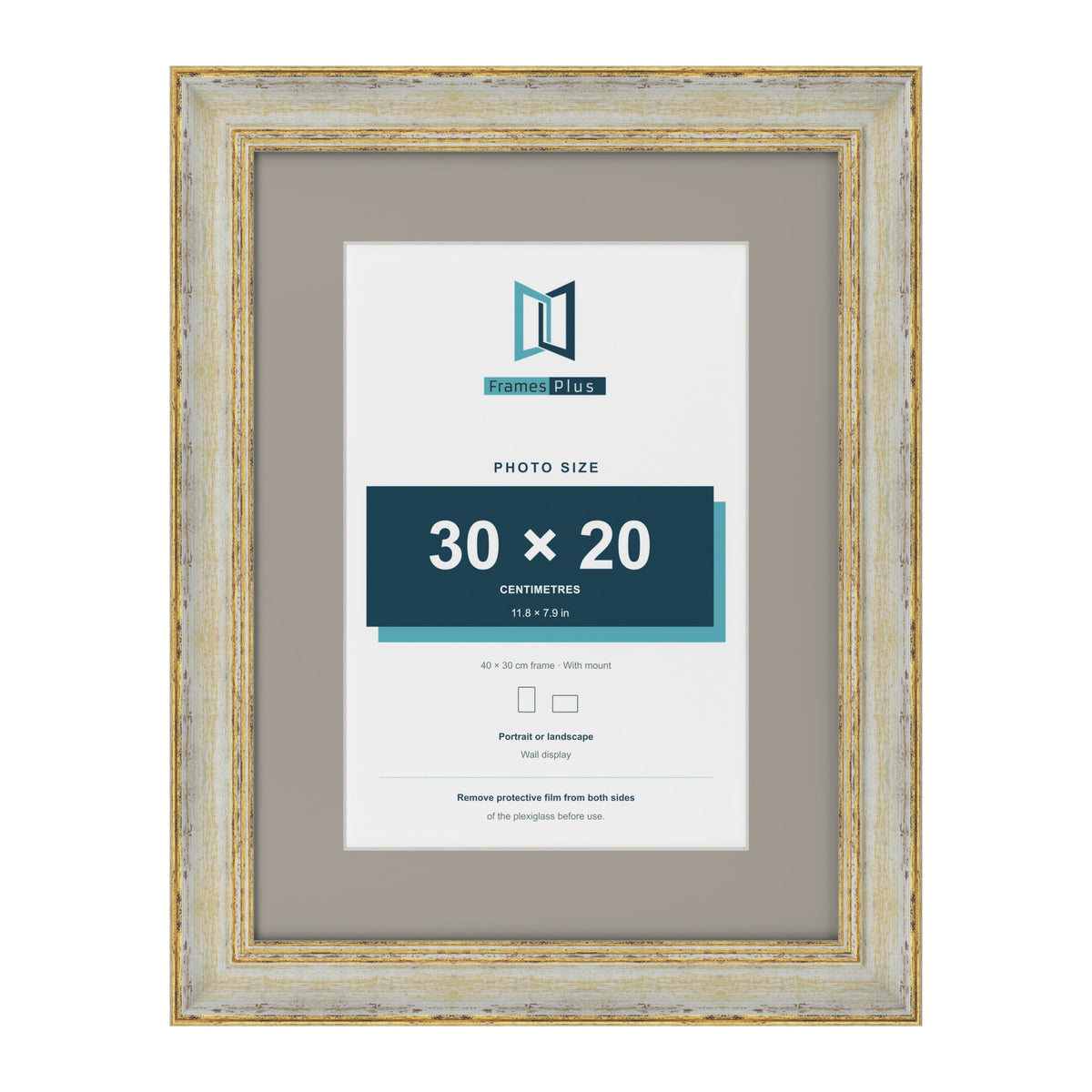 Cassis Cream 40 x 30 cm picture frame with a dawn grey mount for a 30 x 20 cm photo