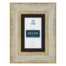 Cassis Cream 6 x 4 inch picture frame with a black mount for a 4.5 x 2.5 inch photo