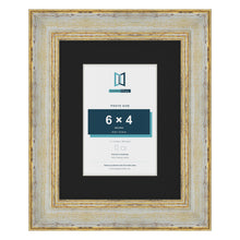 Cassis Cream 9 x 7 inch picture frame with a black mount for a 6 x 4 inch photo