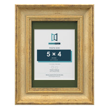 Cassis Gold 7 x 5 inch picture frame with a green mount for a 5 x 4 inch photo