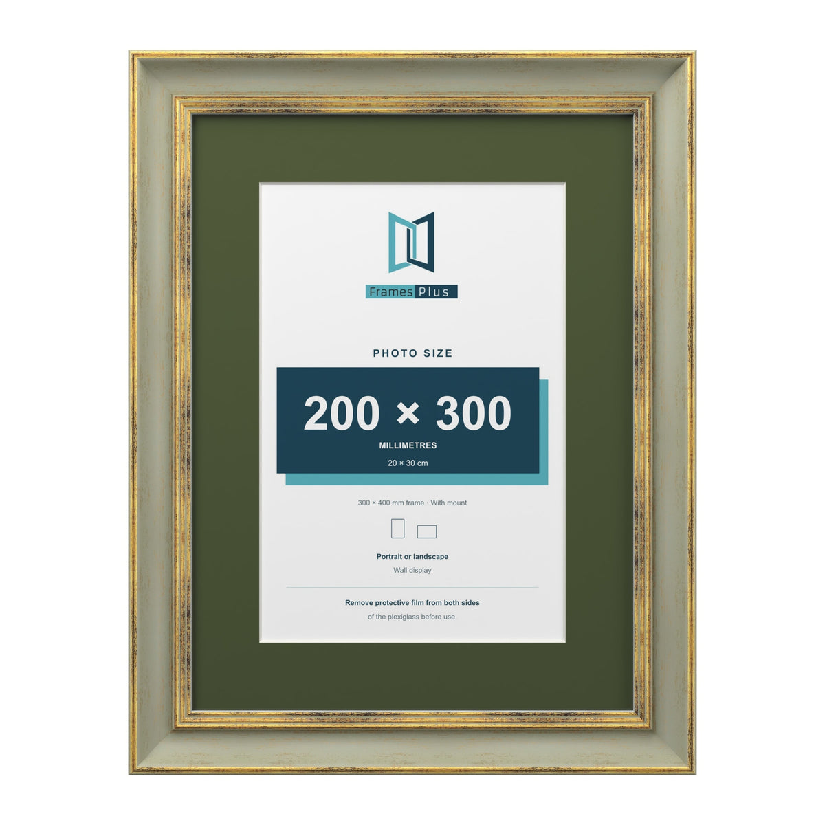 Cassis Green 40 x 30 cm picture frame with a green mount for a 30 x 20 cm photo