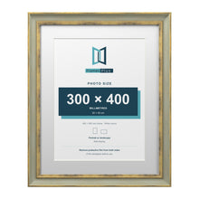 Cassis Green 50 x 40 cm picture frame with a white mount for a 40 x 30 cm photo