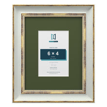 Cassis Light Grey 10 x 8 inch picture frame with a green mount for a 6 x 4 inch photo