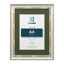 Cassis Light Grey 40 x 30 cm picture frame with a green mount for an A4 photo
