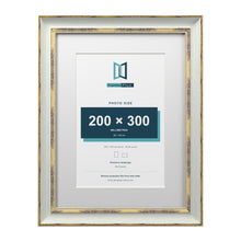 Cassis Light Grey 40 x 30 cm picture frame with a white mount for a 30 x 20 cm photo