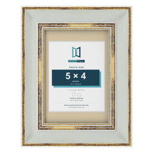 Cassis Light Grey 7 x 5 inch picture frame with an ivory mount for a 5 x 4 inch photo