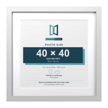 Classic White 50 x 50 cm picture frame with a white mount for a 40 x 40 cm photo