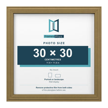 Devon Gold picture frame for a 30 x 30 cm photo