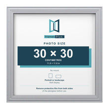 Devon Silver picture frame for a 30 x 30 cm photo