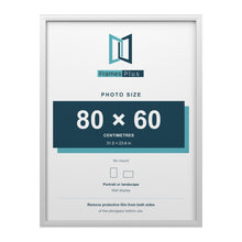 Devon White picture frame for an 80 x 60 cm photo