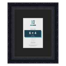 Louis Black 10 x 8 inch picture frame with a black mount for a 6 x 4 inch photo