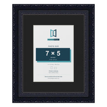 Louis Black 10 x 8 inch picture frame with a black mount for a 7 x 5 inch photo
