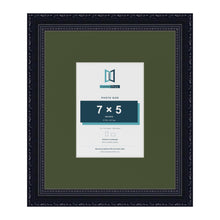 Louis Black 12 x 10 inch picture frame with a green mount for a 7 x 5 inch photo