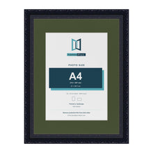 Louis Black 40 x 30 cm picture frame with a green mount for an A4 photo