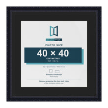 Louis Black 52 x 52 cm picture frame with a black mount for a 40 x 40 cm photo