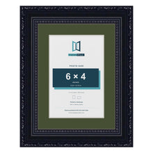 Louis Black 8 x 6 inch picture frame with a green mount for a 6 x 4 inch photo