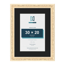 Louis Cream 40 x 30 cm picture frame with a black mount for a 30 x 20 cm photo