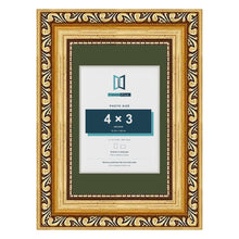 Louis Gold 6 x 4 inch picture frame with a green mount for a 4 x 3 inch photo