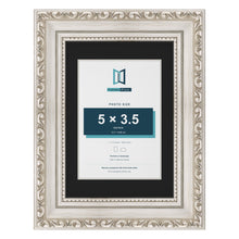 Louis Silver 7 x 5 inch picture frame with a black mount for a 5 x 3.5 inch photo