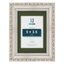 Louis Silver 7 x 5 inch picture frame with a green mount for a 5 x 3.5 inch photo