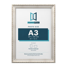 Louis Silver picture frame for an A3 photo