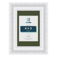 Louis White 6 x 4 inch picture frame with a green mount for a 4 x 3 inch photo