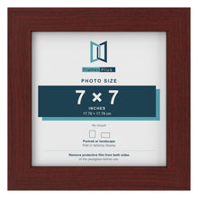 Mahogany picture frame for a 7 x 7 inch photo