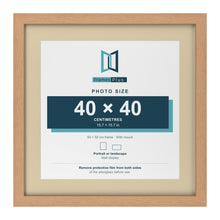Oak 50 x 50 cm picture frame with an ivory mount for a 40 x 40 cm photo