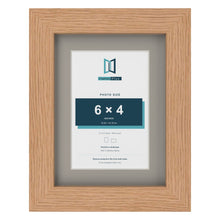 Oak 8 x 6 inch picture frame with a Dawn Grey mount for a 6 x 4 inch photo
