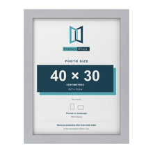 Silver picture frame for a 40 x 30 cm photo